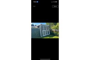 Drie kozijnen, zonder glas