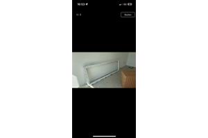 Drie kozijnen, zonder glas