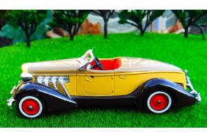 Matchbox yesteryear Auburn 351