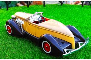 Matchbox yesteryear Auburn 351