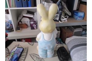 Stenen Paas Haas voor Decoratie