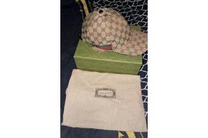 Gucci pet maat m 58cm