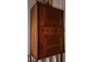 Zware eikenhouten dressoir kast