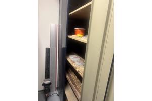 Stalen werkplaats kast