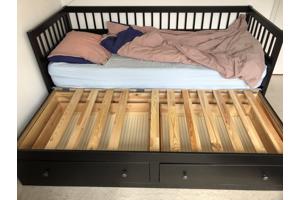 Bed Ikea Hemnes