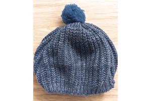 gebreide muts / baret blauw