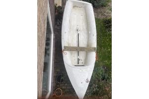 Flying junior zeilboot zonder mast