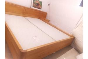 groot bed met boxsprings bedden