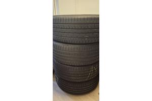 set van 4 Toyo Proxea R46A zomerbanden in de maat 225/55 R19 99V