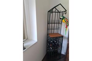 Wijnrek voor 32 flessen en plateau voor karaffen