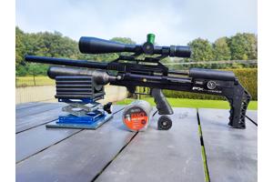 FX MAVERICK SNIPER cal .25 - zeer weinig gebruikt