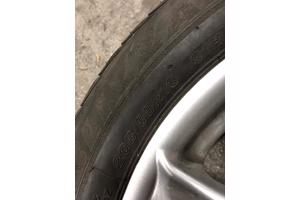 Volvo V70  aluminium Rial velgen met winterbanden