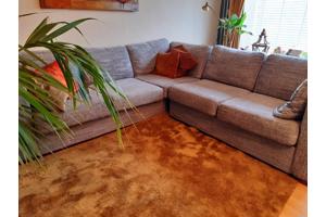 Fijne hoekbank, zwart witte stof, lellere loungebank