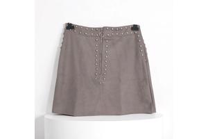 Suede zachte rok grijs met zilveren studs L