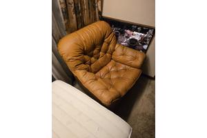 Bankstel driezits en twee stoelen