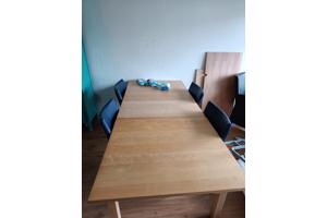 Ikea Bjursta uitschuifbare tafel