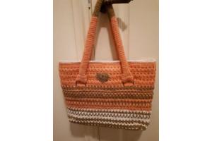 Zelf gehaakte tassen