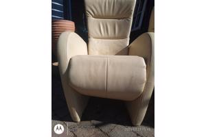 Twee Prominent relaxstoelen