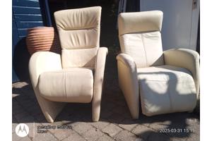 Twee Prominent relaxstoelen
