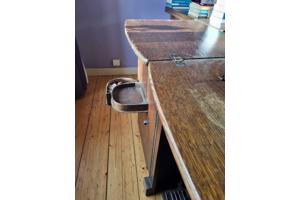 Singer naaimachine in kastje