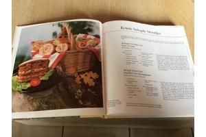 Boek ; koken in de open lucht (BBQ) LEKKERBEKKEN TOP