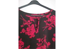 Luchtige zomerjurk zwart rood L