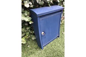 Brievenbus blauw