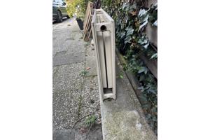 Radiator 1,5 m lang 0,5 m hoog 10 cm dik