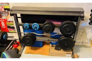 Te koop mooie gewichten en halters rek (z.g.a.n.)