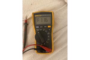 Fluke 116 true rms multimeter