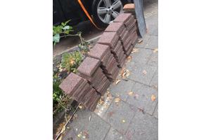 roze terrastegels 20x20