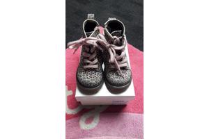 Meisjes schoenen  maat 22