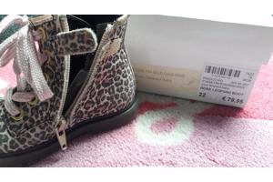 Meisjes schoenen  maat 22