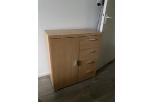 Eiken dressoirkast
