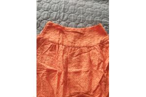 Drole de Copine rok gaatjes patroon oranje S/M