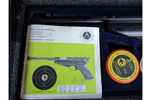 Feinwerkbau air pistol model 65 wedstrijd pistool