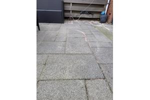 Gratis af te halen tuintegels 40m2