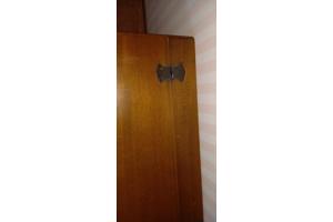 Een hele mooie gedecoreerde dekenkist