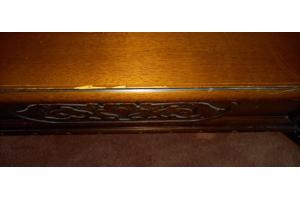 Een hele mooie gedecoreerde dekenkist