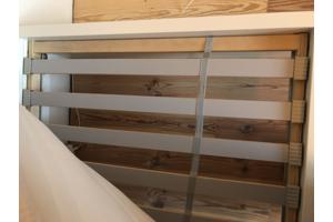 Eenpersoons bed Malm Ikea wit. Inclusief lattenbodem en eventueel matras