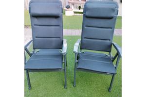 2 lichtgewicht kampeer stoelen