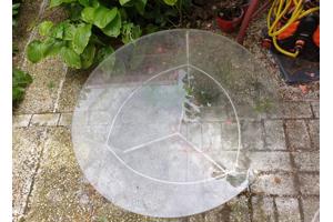 Tuin tafel staal en dik glas