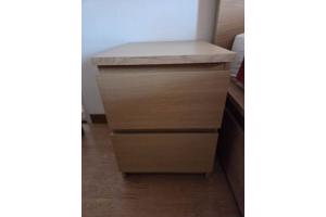 Tweepersoons bedframe met nachtkastjes