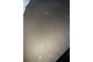 Bank met poef nog in goede staat, 1 kussen wel gescheurd