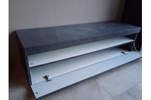 Tv meubel ( zo goed als nieuw)