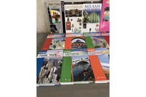 Reisgidsen in nieuwe staat