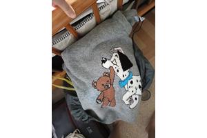 Bag of women's clothing and some shoes