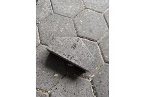 6 kantige opritstenen ca 60m2