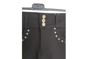 Stretchy korte broek met studs zwart M
