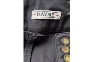 Stretchy korte broek met studs zwart M